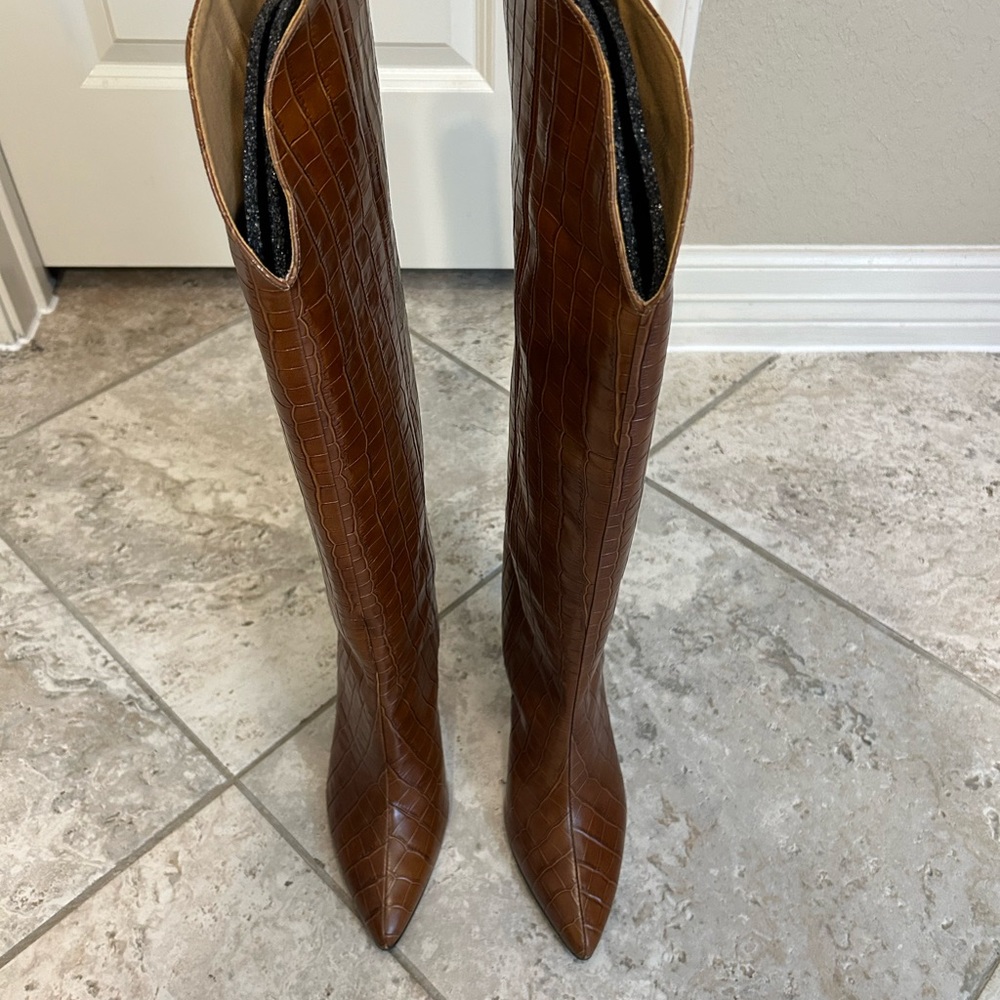 Edited knee high boots as 39